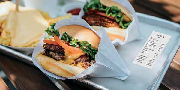 Linerless labels in hospitality